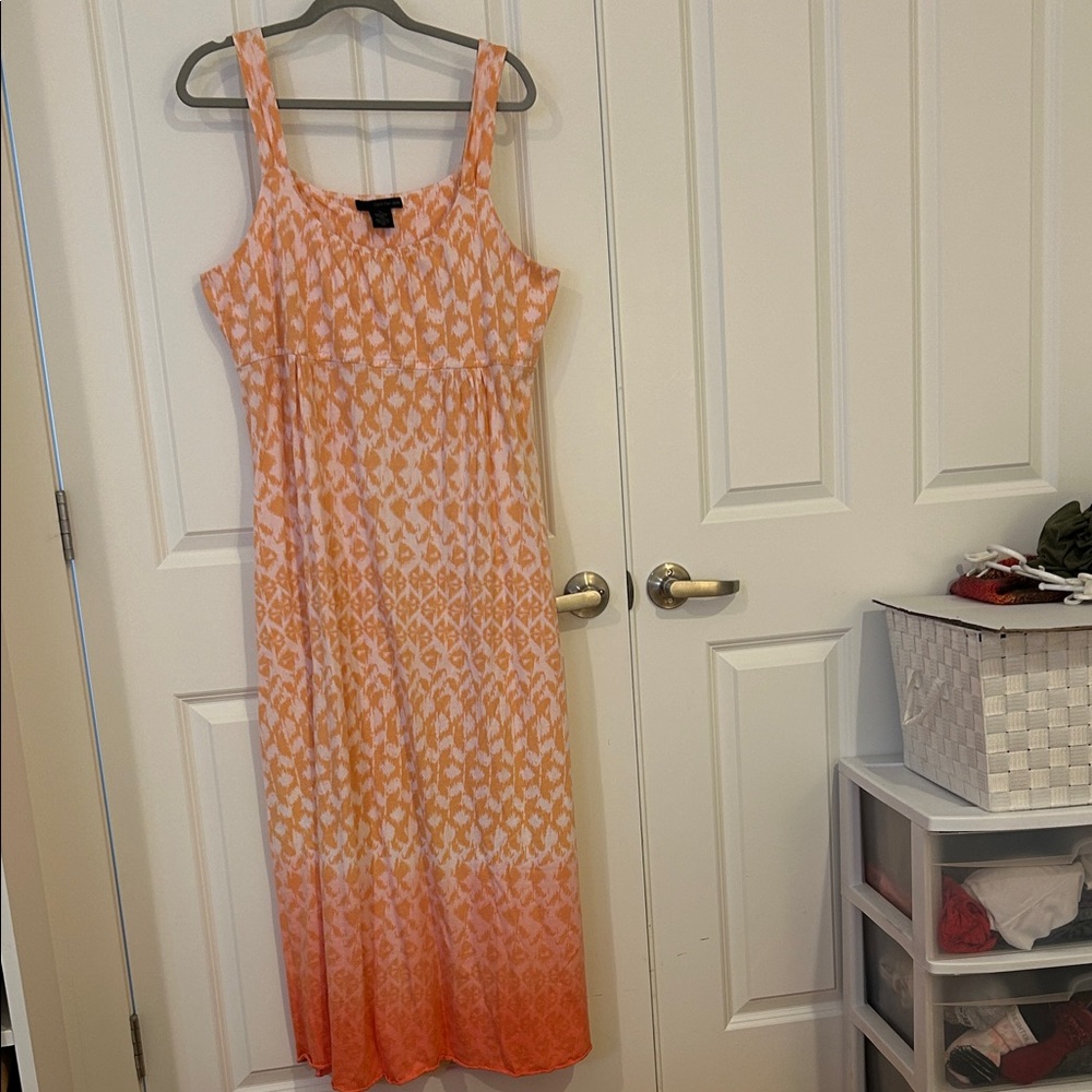 Calvin Klein Peach and White Sleeveless Maxi Dress